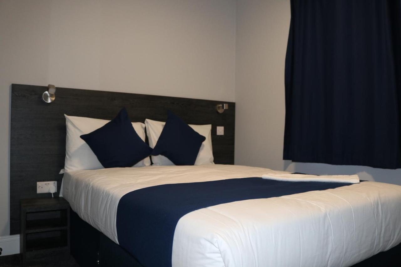 Blue Sapphire Hotel 일포드 외부 사진