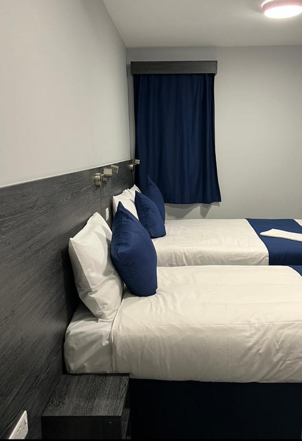 Blue Sapphire Hotel 일포드 외부 사진