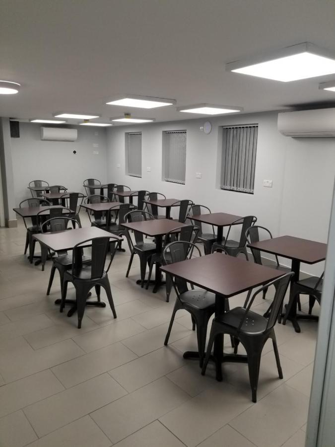 Blue Sapphire Hotel 일포드 외부 사진