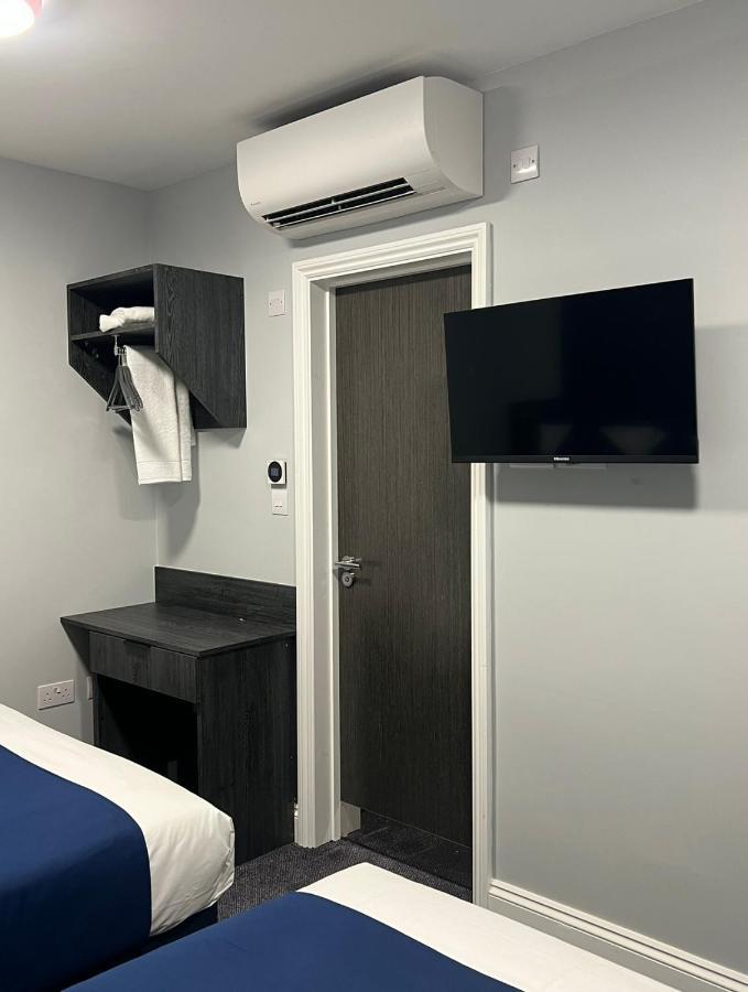 Blue Sapphire Hotel 일포드 외부 사진